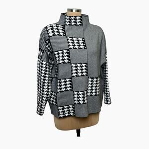 Orly Sweater Women Large Mixed Patterns Black White Soft Comfy Artistic Distinct